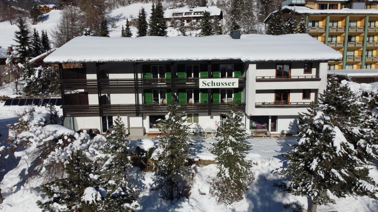 Gaestehaus Schusser An Der Therme Bed & Breakfast Bad Kleinkirchheim Exterior photo