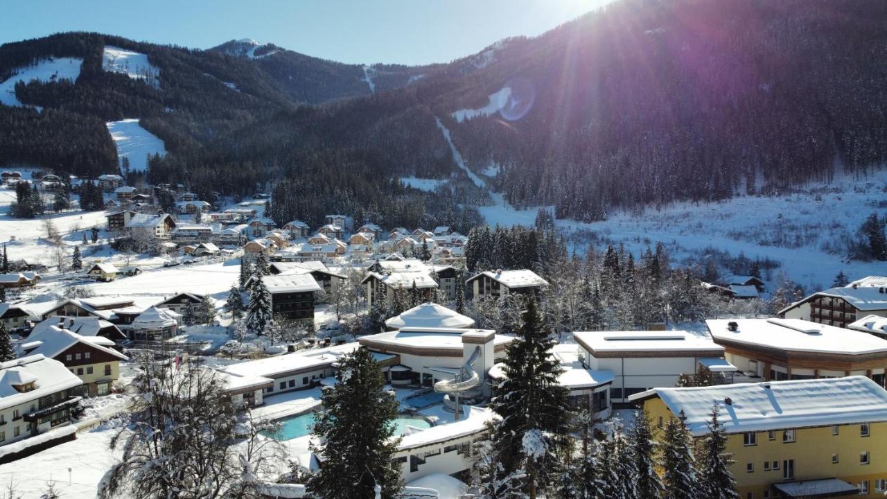 Gaestehaus Schusser An Der Therme Bed & Breakfast Bad Kleinkirchheim Exterior photo