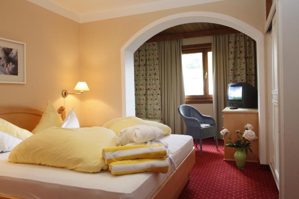 Gaestehaus Schusser An Der Therme Bed & Breakfast Bad Kleinkirchheim Room photo